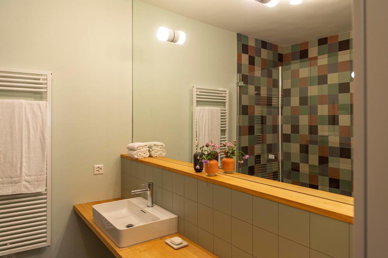 Apartamento Chasa Fent, Sent Scuol Im Engadin Exterior foto